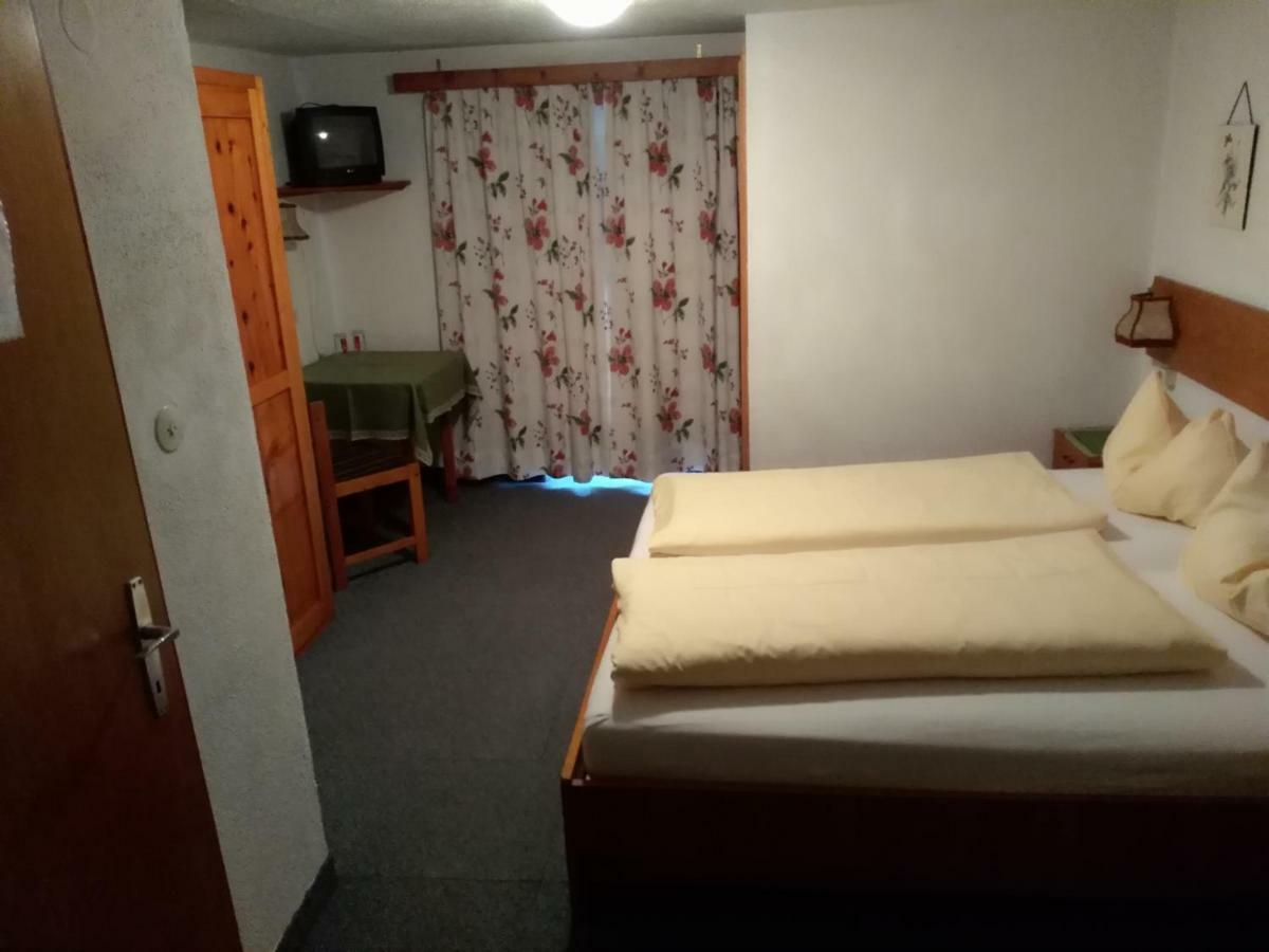 Hotel Garni Alpenrose Ischgl Dış mekan fotoğraf